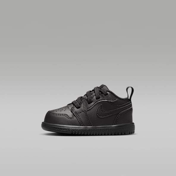 Toddler Infant Black Trainers Shoes. Nike IE